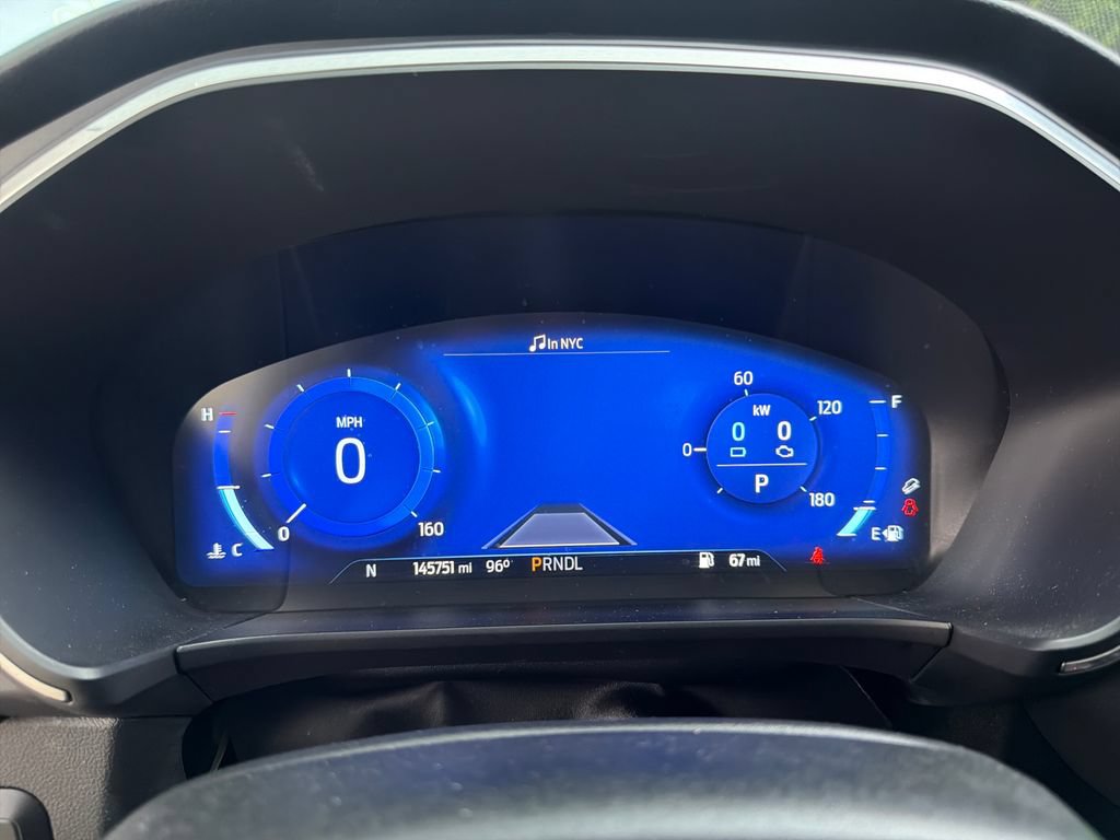 Used 2020 Ford Escape Titanium FWD image 23