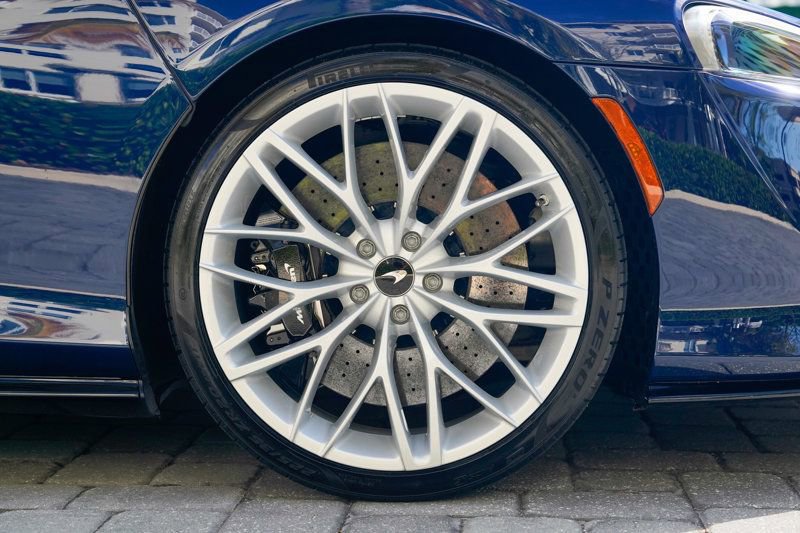 Used 2023 McLaren GT image 34