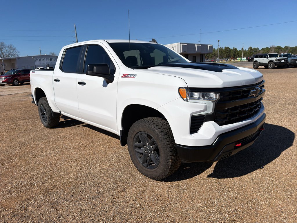 Used 2024 Chevrolet Silverado 1500 LT Trail Boss w/ Protection Package image 7