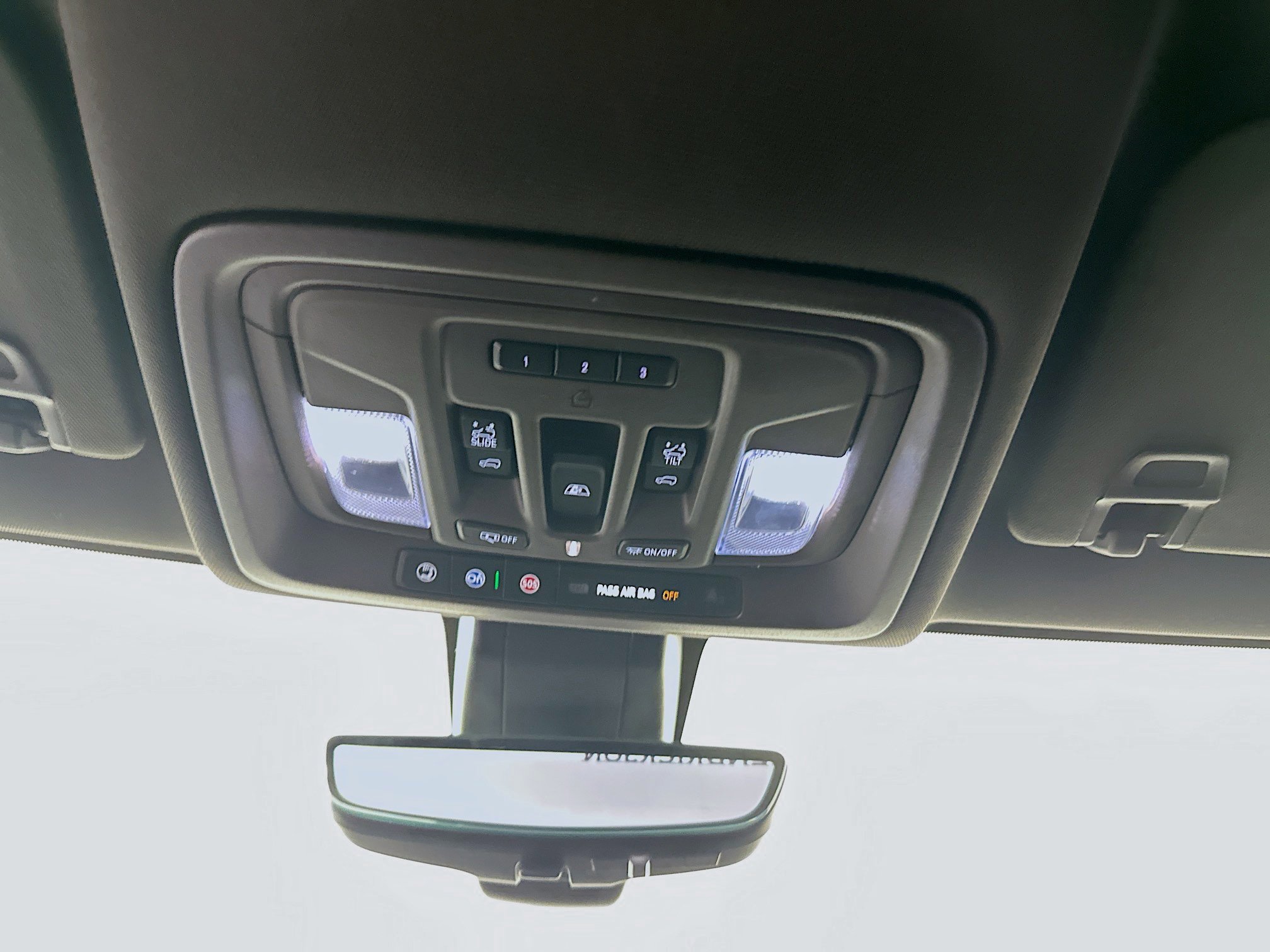 Used 2020 GMC Sierra 2500 Denali w/ Denali Ultimate Package image 18