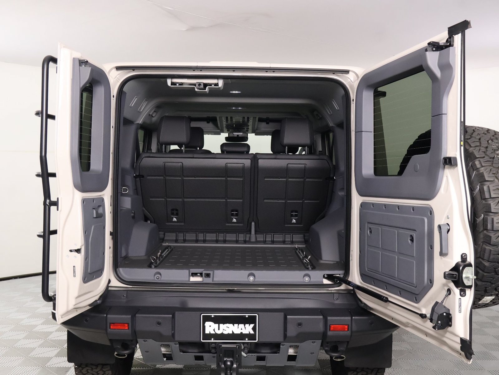 New 2026 INEOS Grenadier Station Wagon AWD/4WD image 21