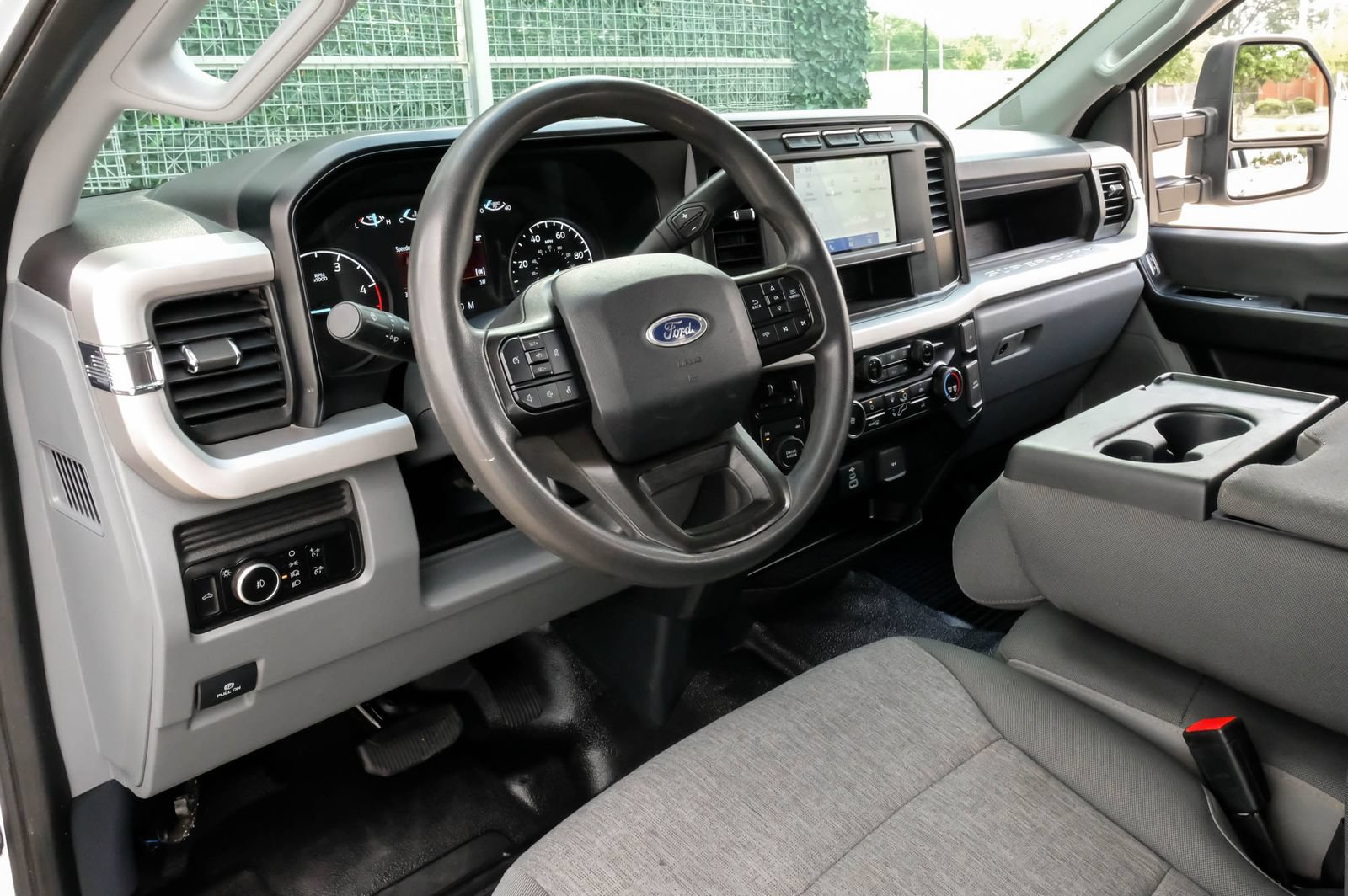 Used 2024 Ford F250 XL w/ XL Driver Assist Package AWD/4WD image 3