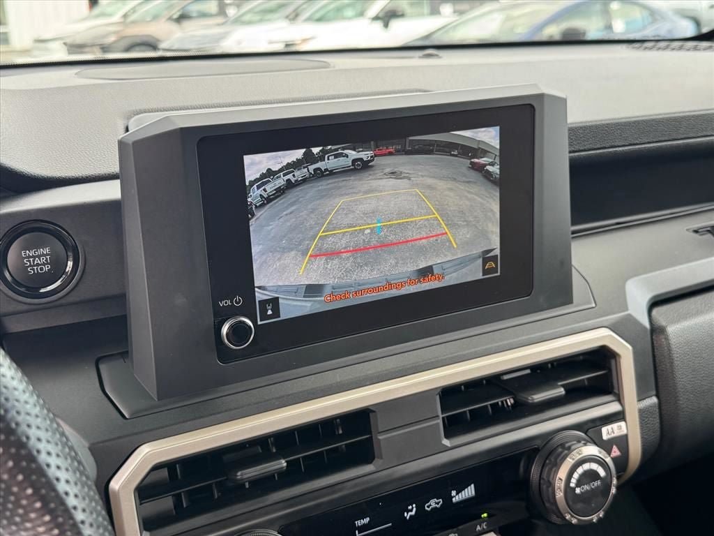 Used 2025 Toyota Tacoma SR AWD/4WD image 27