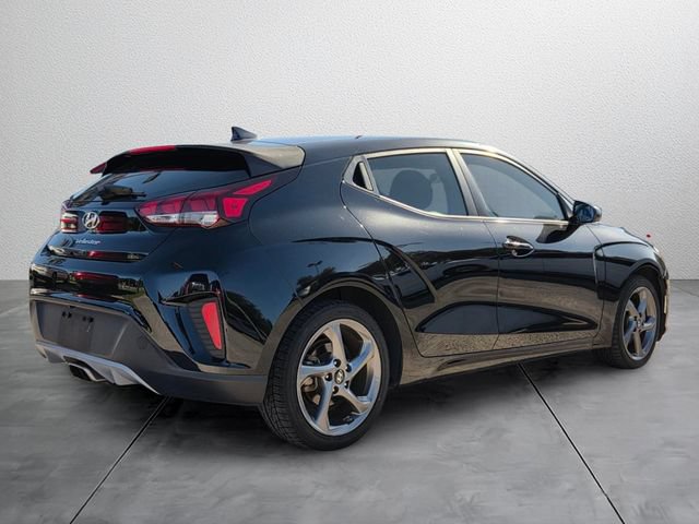 Used 2020 Hyundai Veloster 2.0 FWD image 4