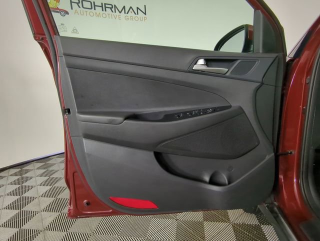 Used 2019 Hyundai Tucson Value FWD image 30