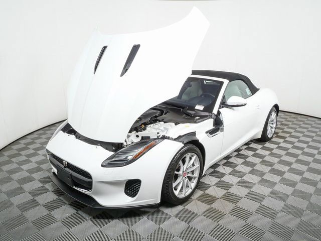Used 2020 Jaguar F-TYPE Convertible image 34