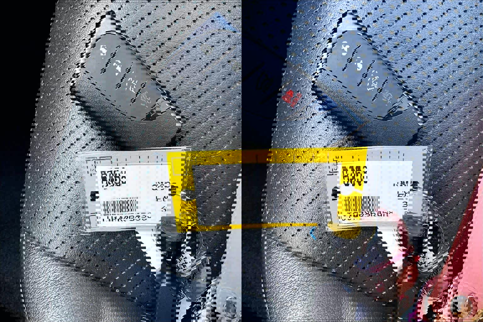 Used 2023 Lexus GX 460 Luxury w/ Sport Design Package image 15