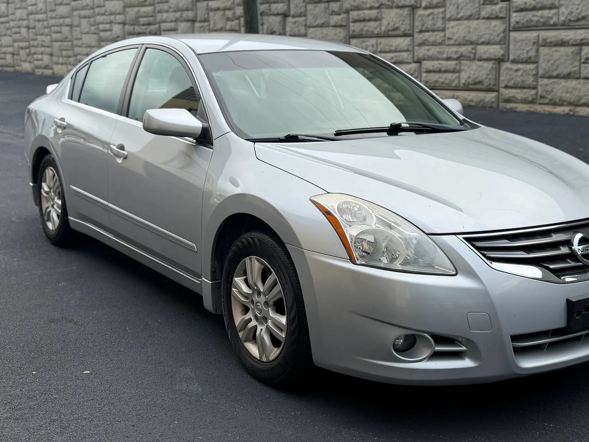 Used 2011 Nissan Altima 2.5 S w/ Special Edition Pkg FWD image 39