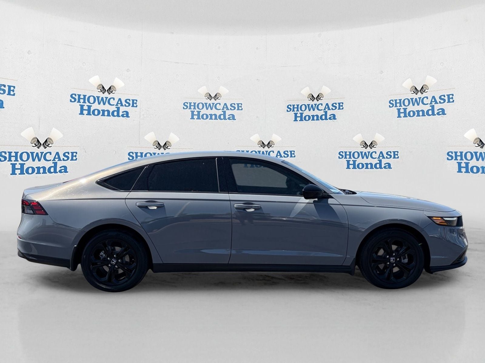 Certified 2025 Honda Accord SE image 8