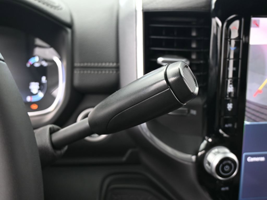 Used 2025 RAM 3500 Laramie image 21