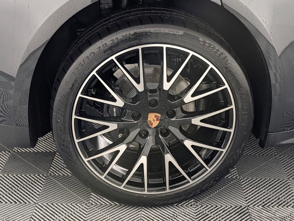 New 2026 Porsche Panamera image 14