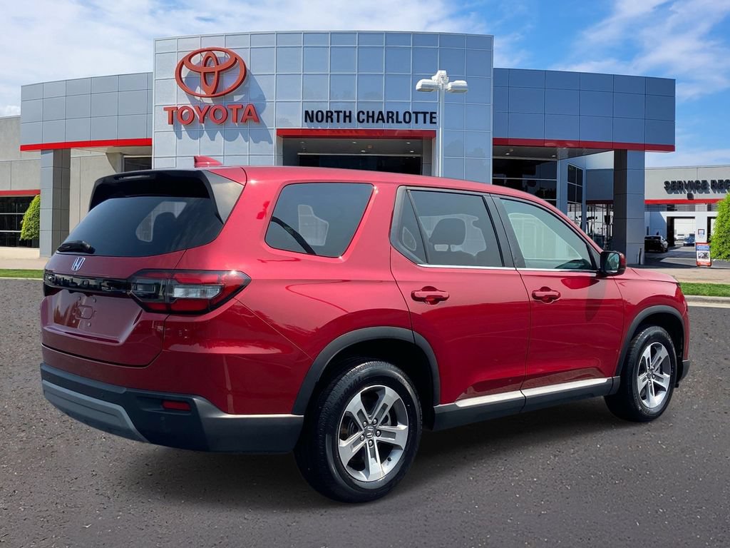 Used 2024 Honda Pilot EX-L image 8