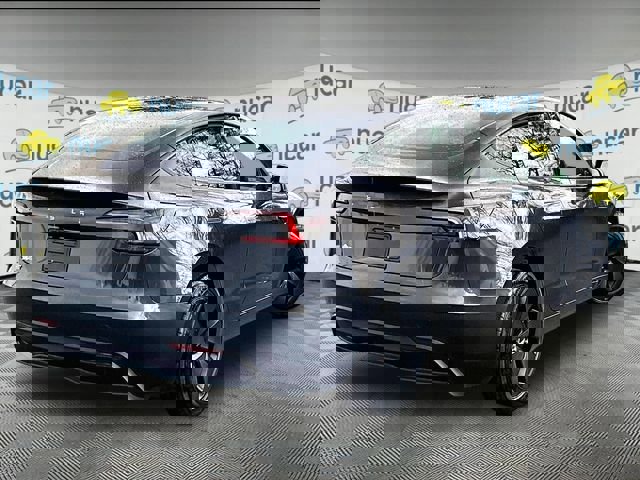 Used 2025 Tesla Model 3 Long Range image 13