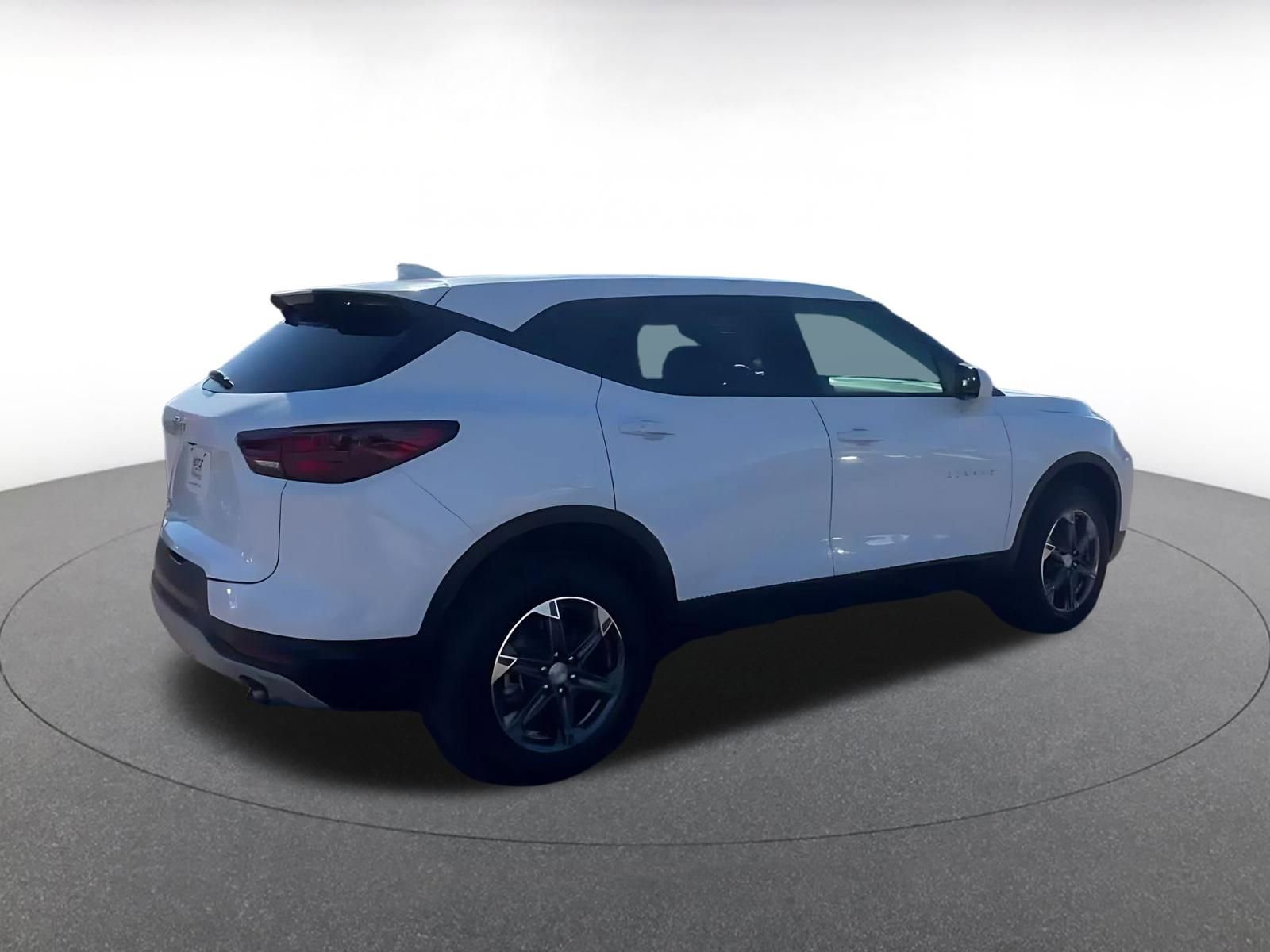 Used 2025 Chevrolet Blazer LT image 14