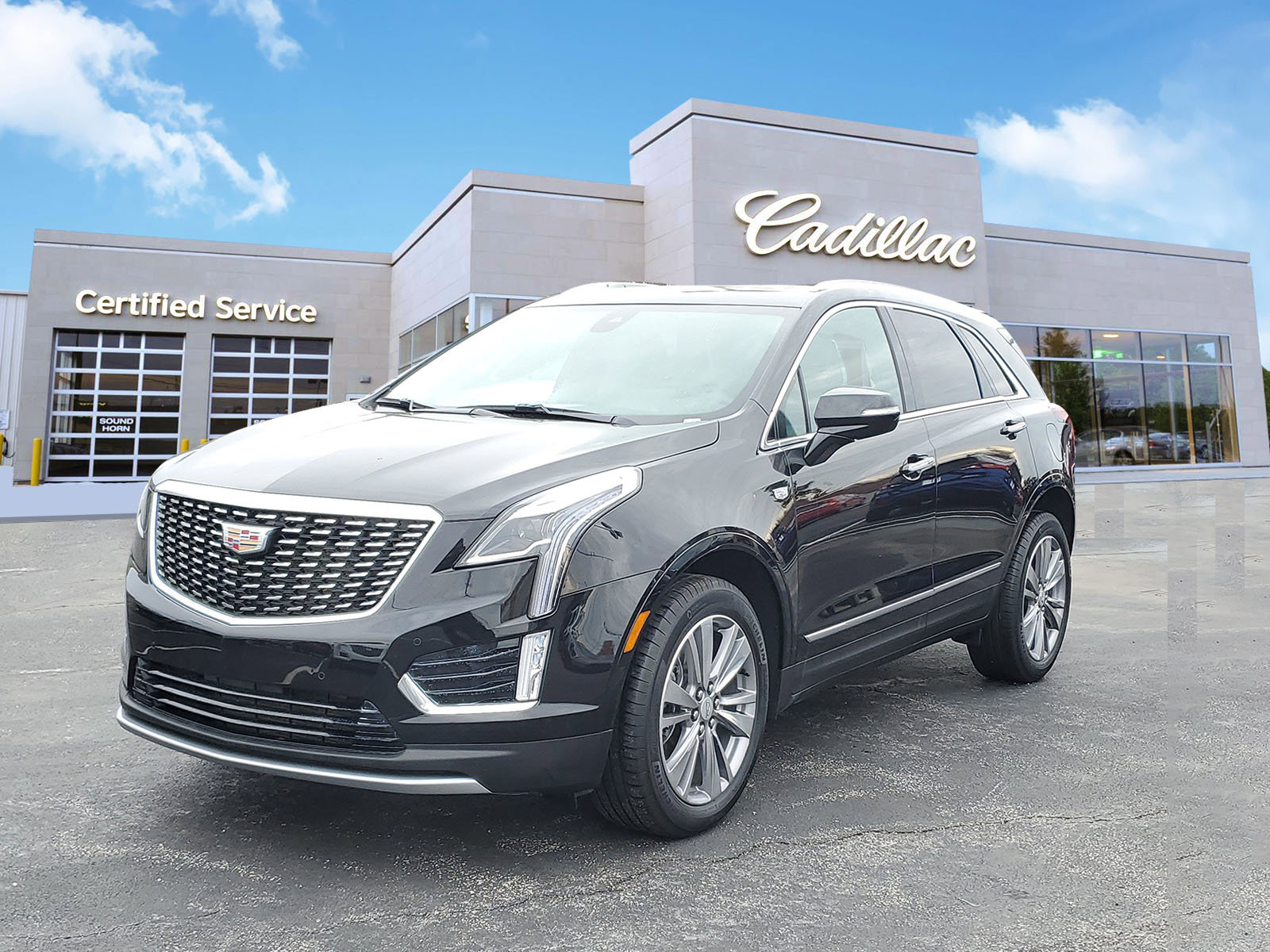 Used 2025 Cadillac XT5 Premium Luxury image 1