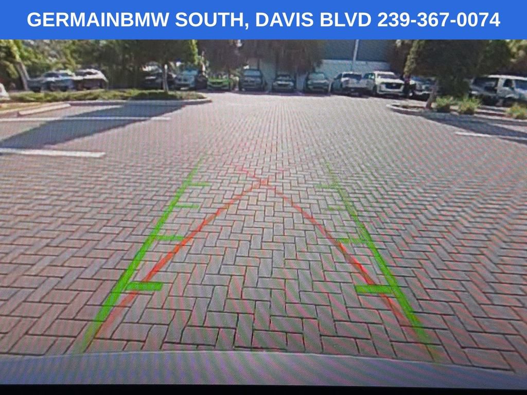 Used 2025 BMW 330i Sedan w/ Convenience Package RWD image 22