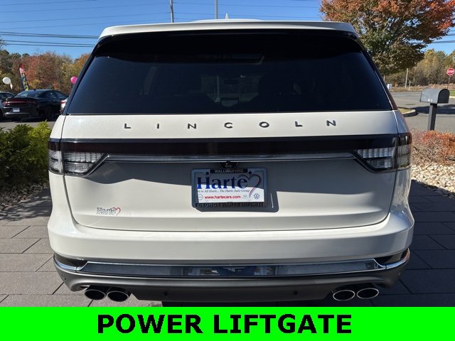 Used 2022 Lincoln Aviator AWD w/ Premium Package image 6