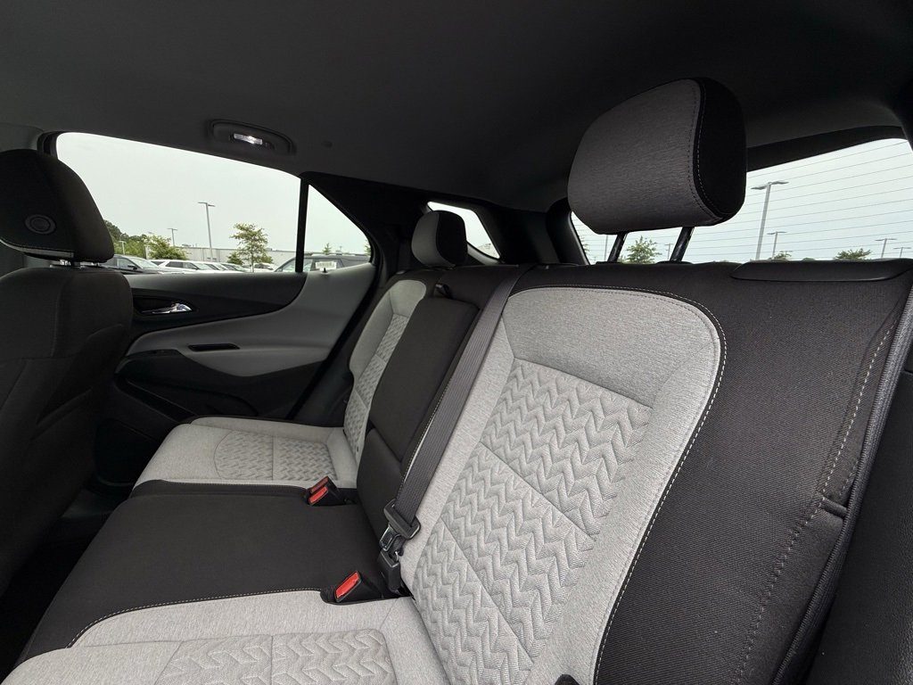 Used 2023 Chevrolet Equinox LT image 26