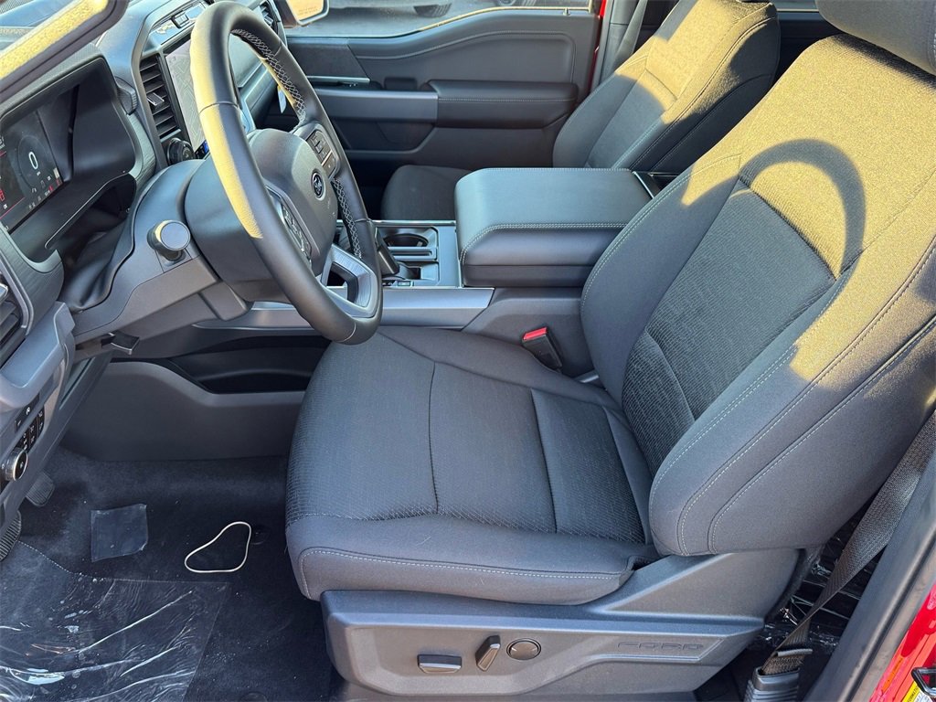 New 2025 Ford F150 XLT w/ Equipment Group 302A MID image 8