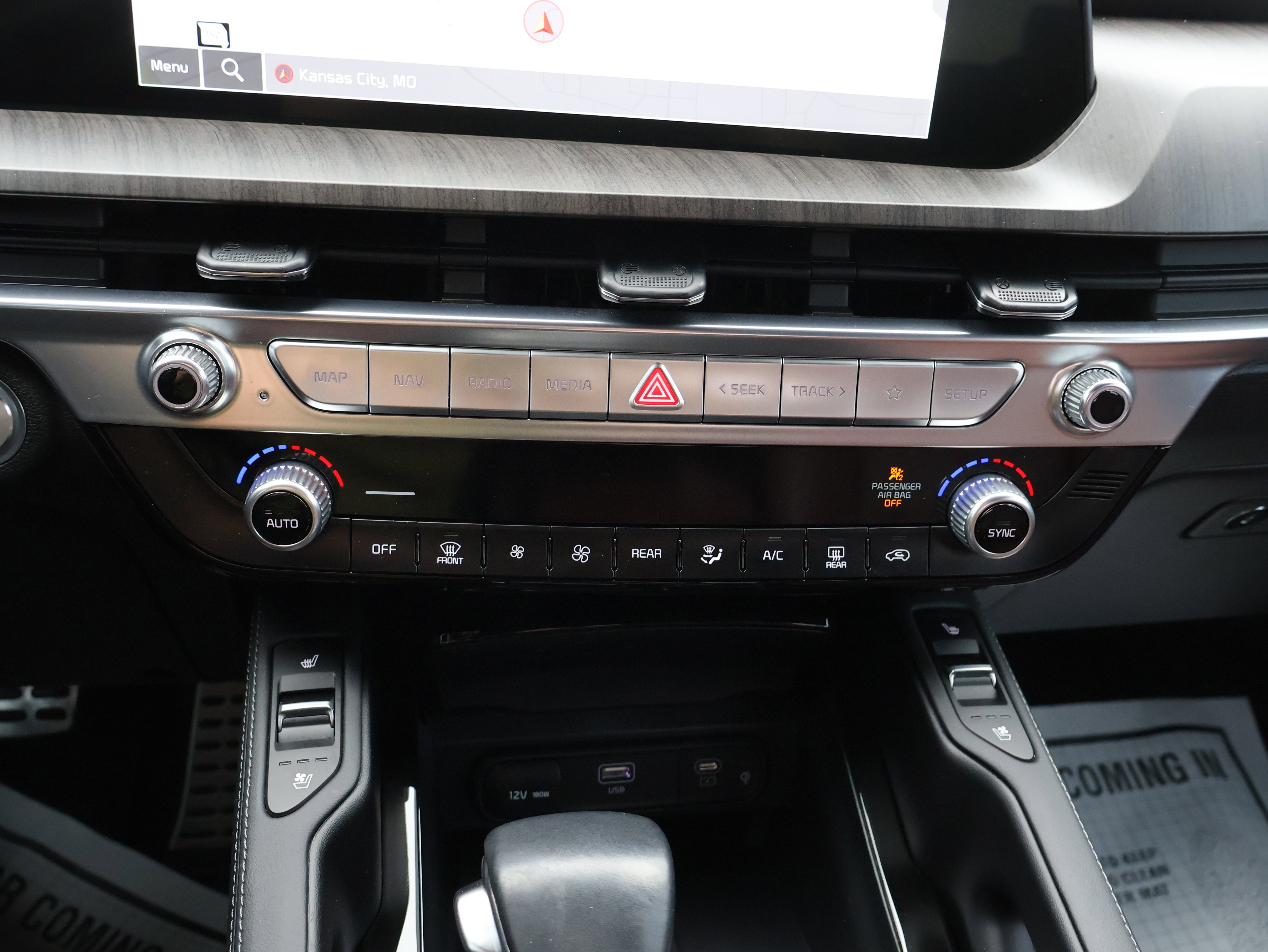 Used 2024 Kia Telluride SX image 23