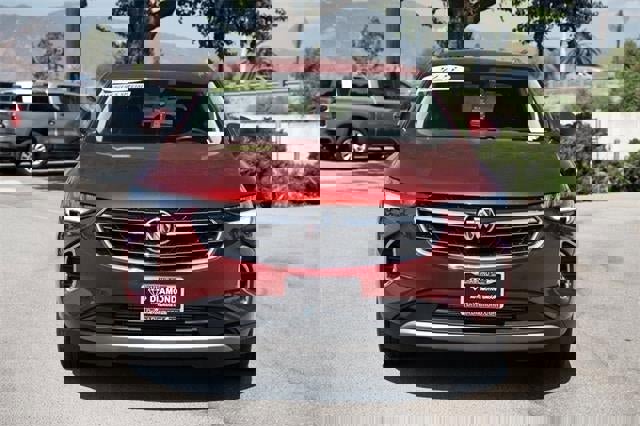 Used 2023 Buick Envision Essence image 2