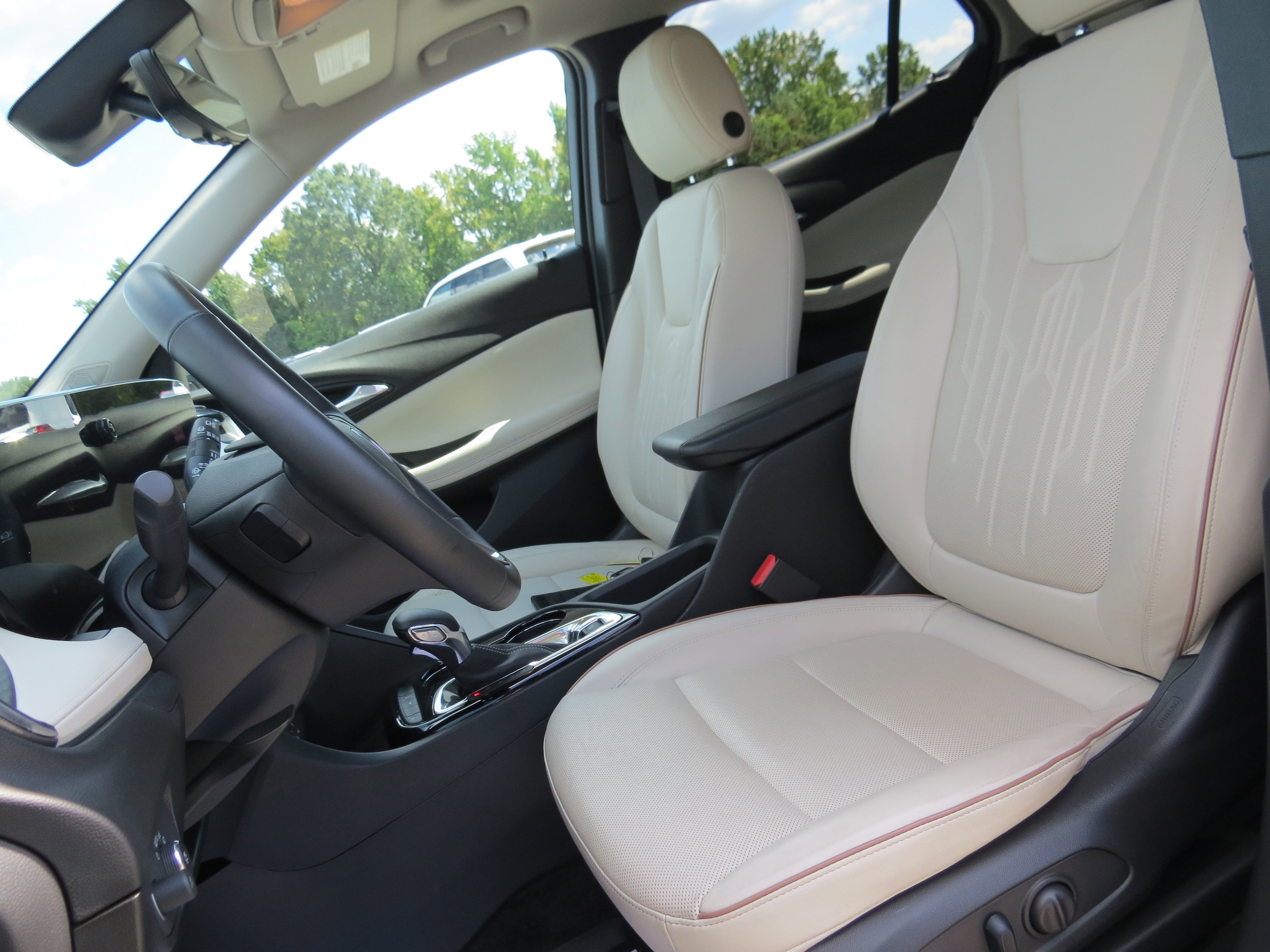 Certified 2025 Buick Encore GX Avenir w/ Avenir Technology Package image 14