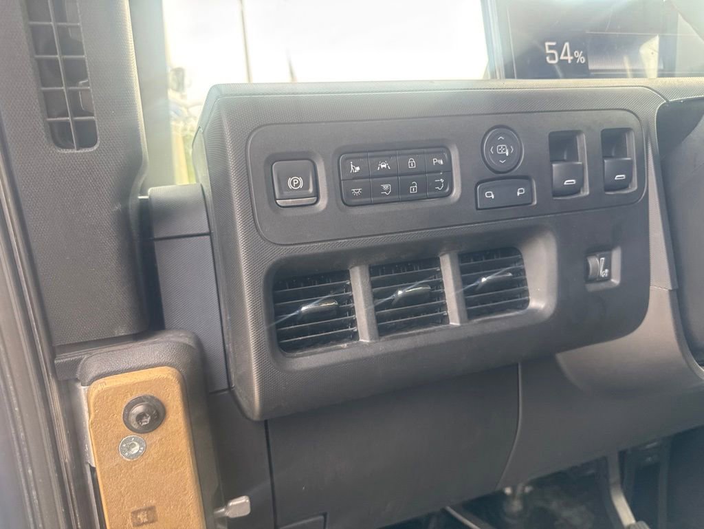 Used 2024 Chevrolet Brightdrop 600 w/ Battery Pack, Max Range AWD/4WD image 9