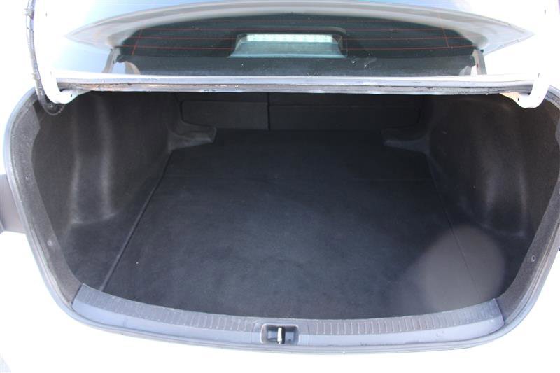 Used 2024 Toyota Corolla LE image 15