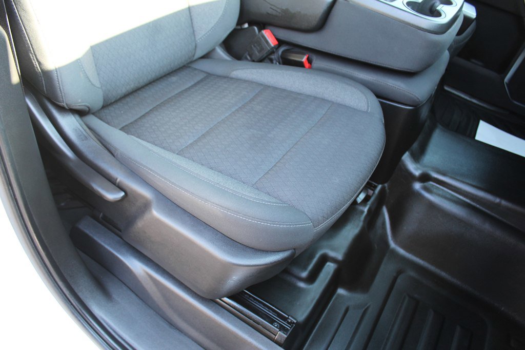 Used 2024 Chevrolet Silverado 2500 LT w/ Convenience Package image 21