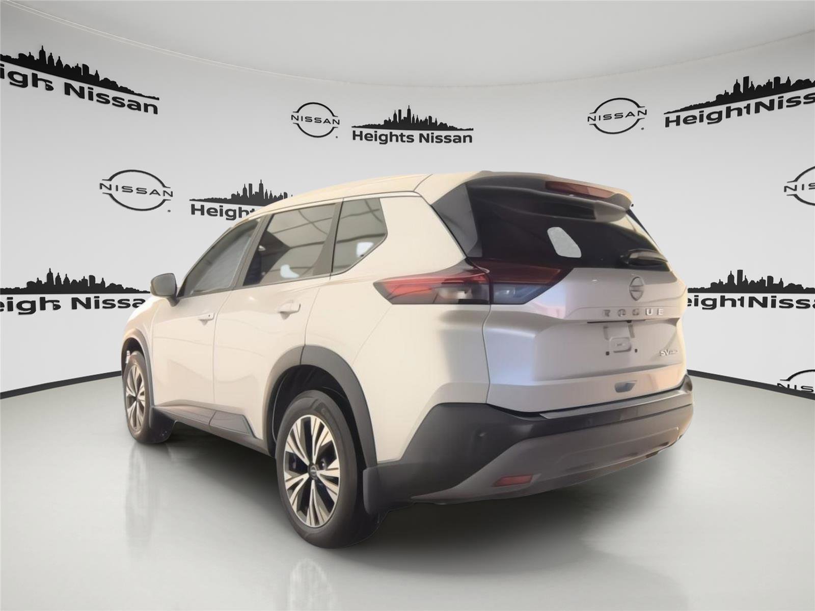 Used 2023 Nissan Rogue SV w/ SV Premium Package image 6