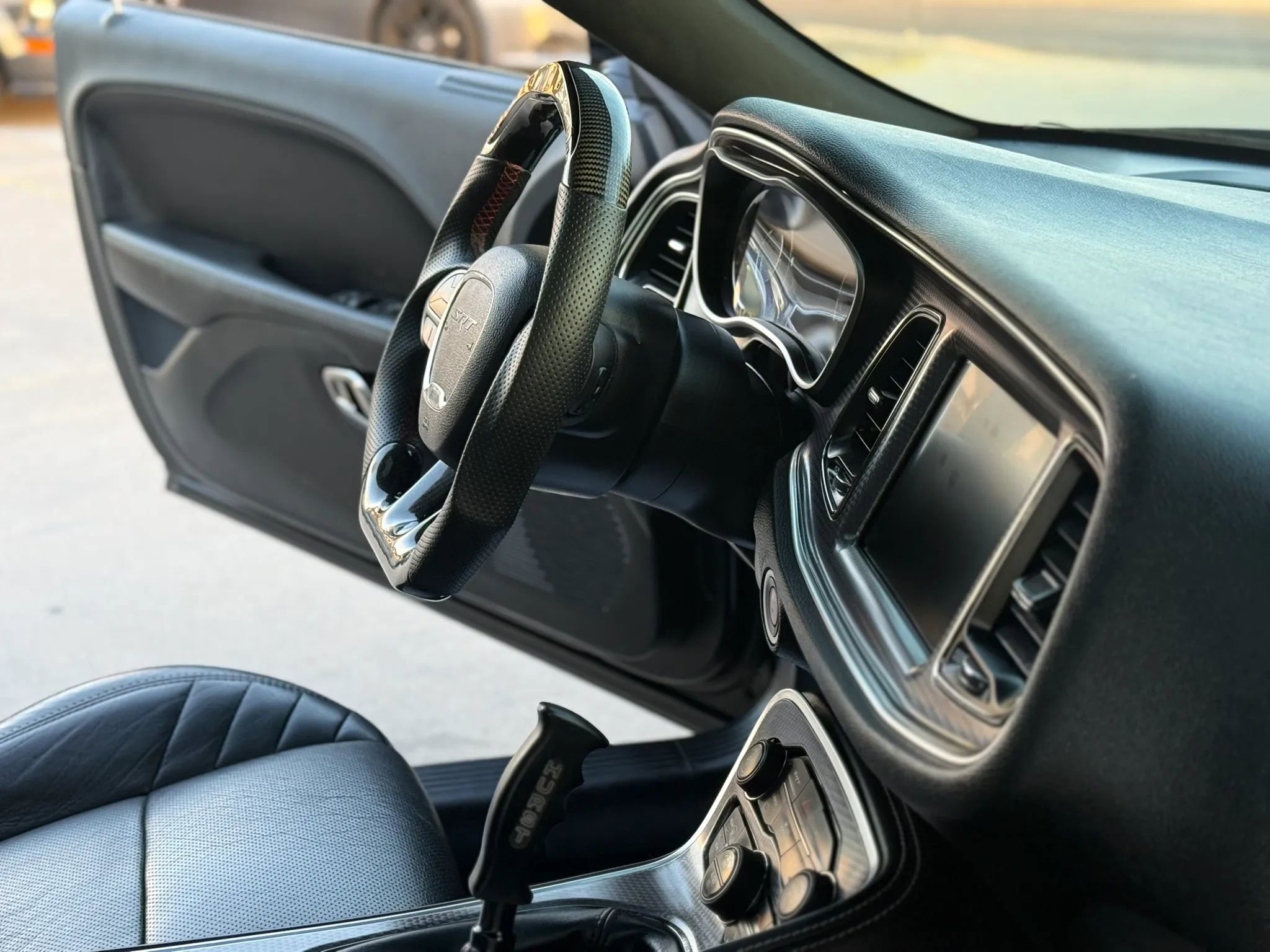 Used 2016 Dodge Challenger SRT Hellcat image 23