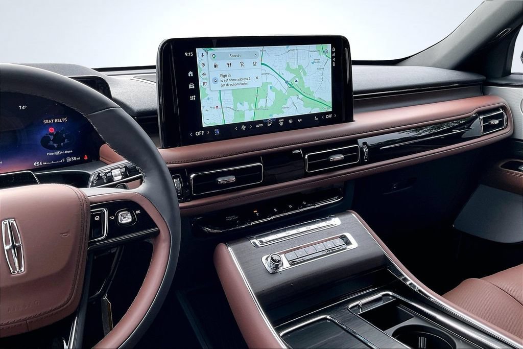 New 2026 Lincoln Aviator Reserve w/ Luxury Package RWD image 6