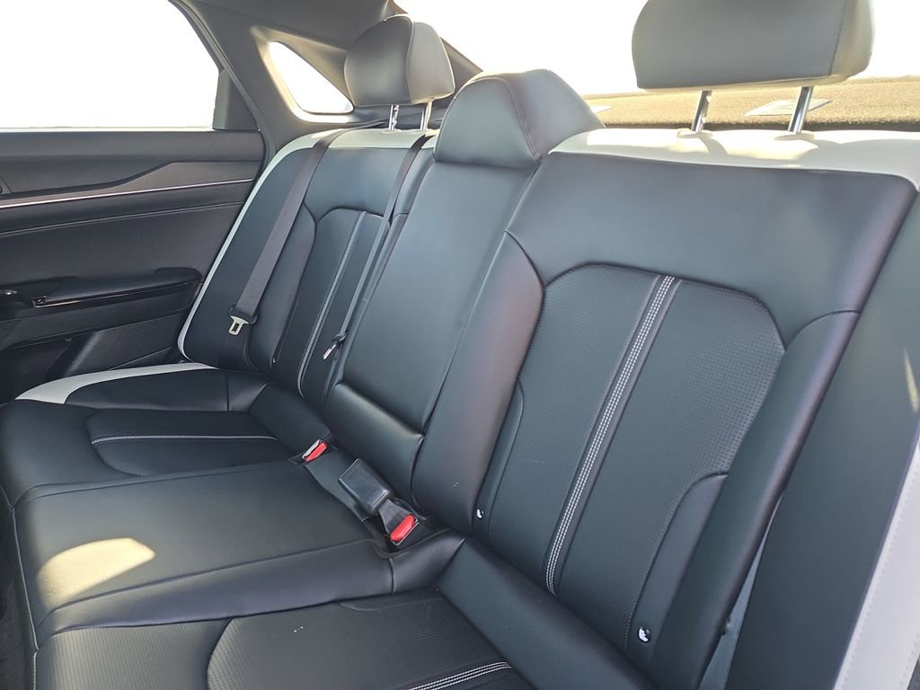 Used 2025 Kia K5 GT-Line image 14