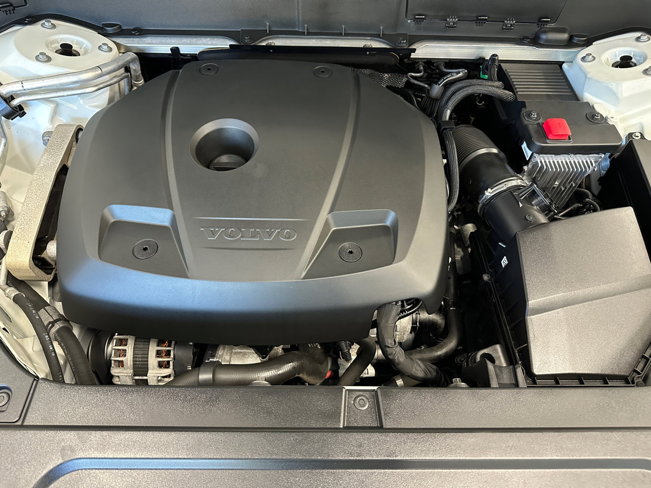 Used 2020 Volvo XC90 T5 Momentum image 53