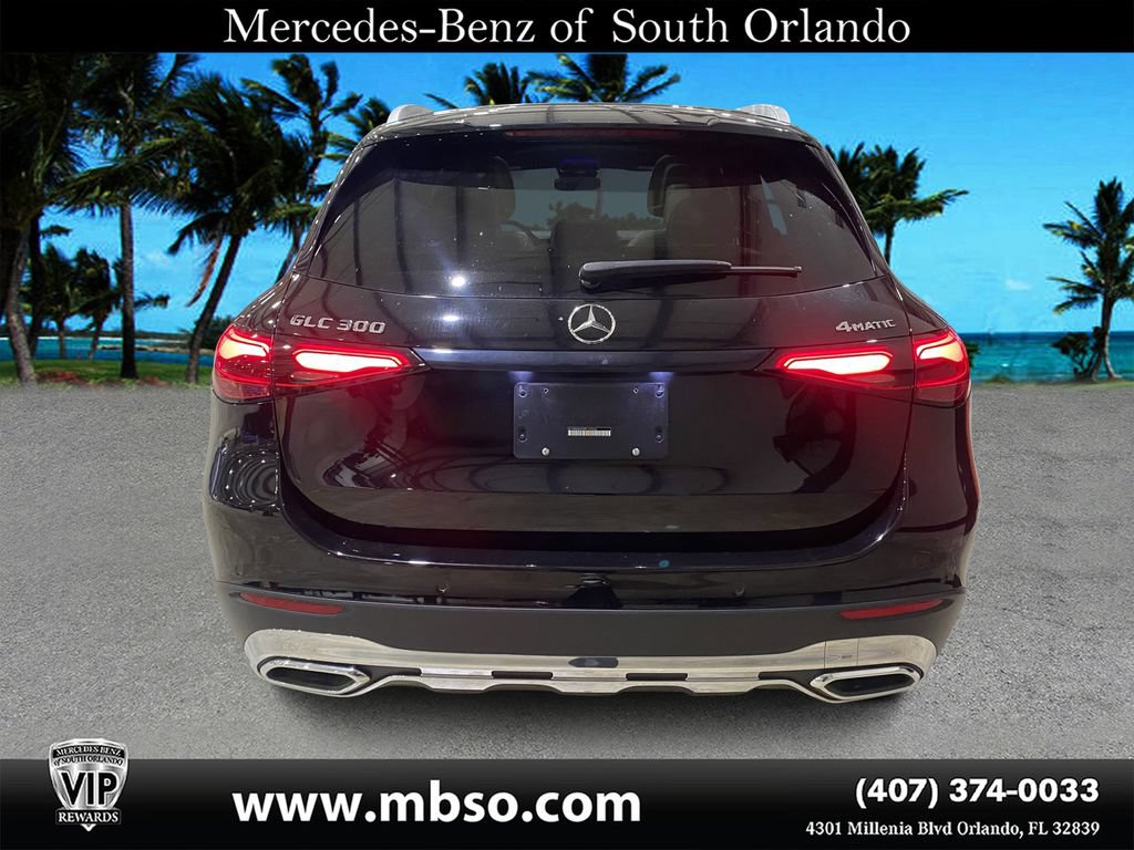 Used 2024 Mercedes-Benz GLC 300 4MATIC image 17