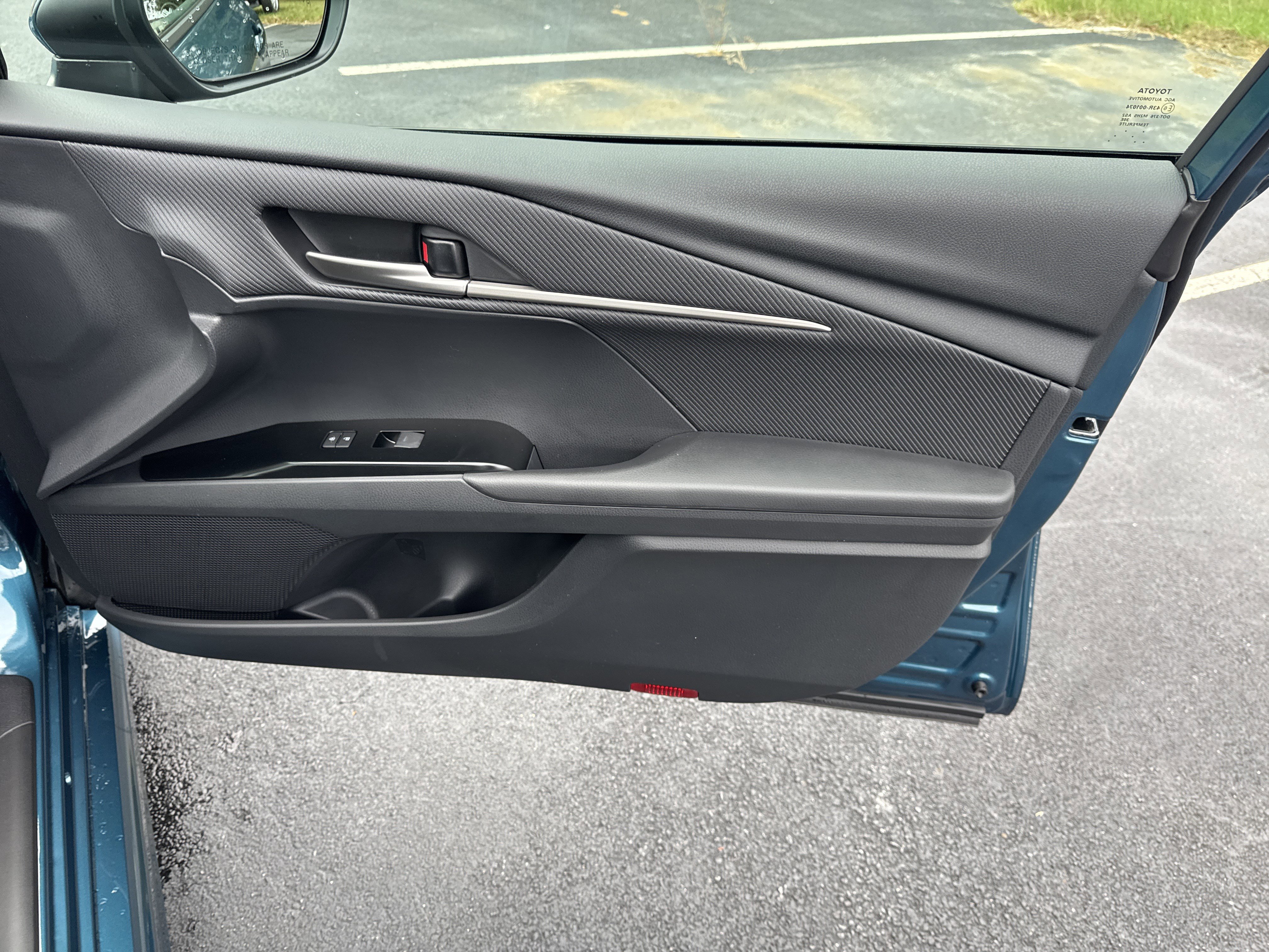 New 2026 Toyota Camry SE image 36