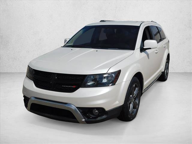 Used 2017 Dodge Journey Crossroad FWD video 2