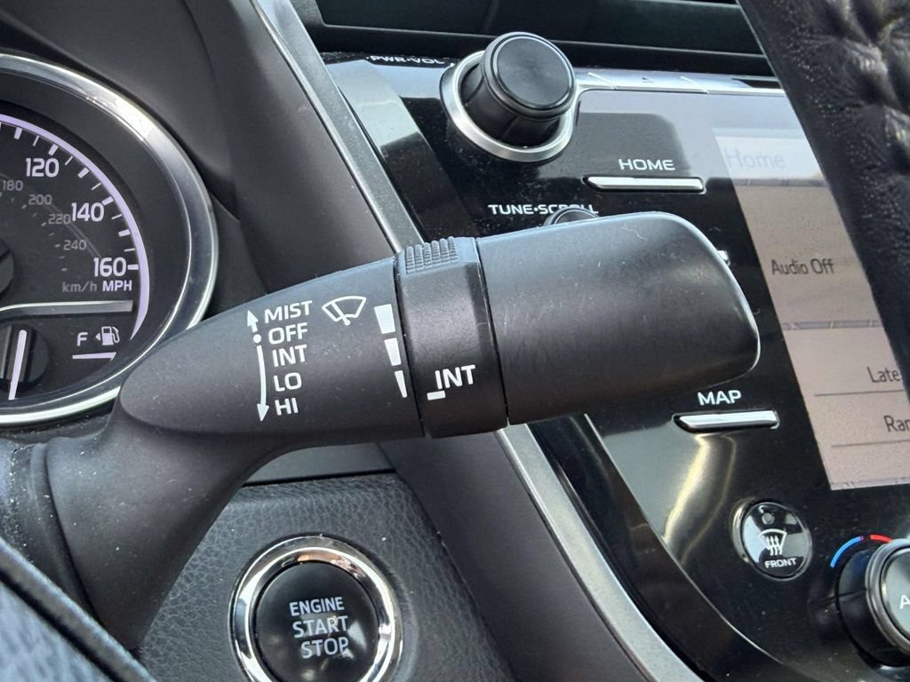 Used 2019 Toyota Camry FWD image 26