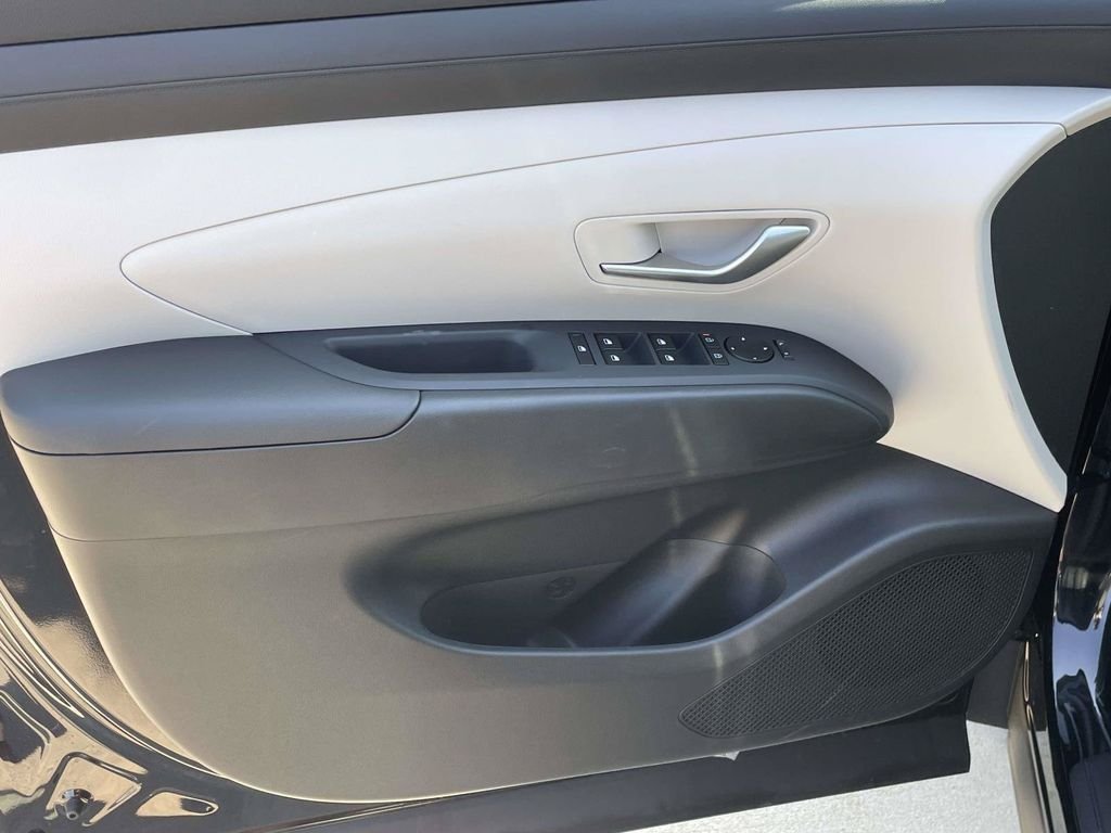New 2026 Hyundai Tucson SEL Plus w/ Tow & Go Package FWD image 17
