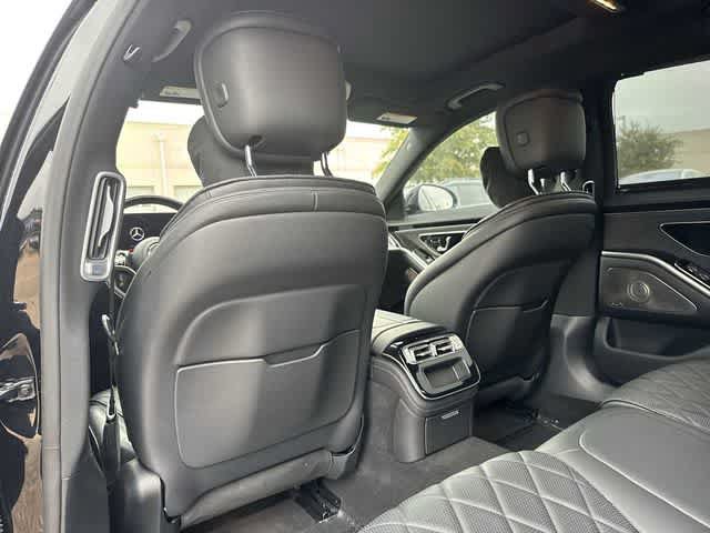 Used 2024 Mercedes-Benz S 580e 4MATIC Sedan image 16
