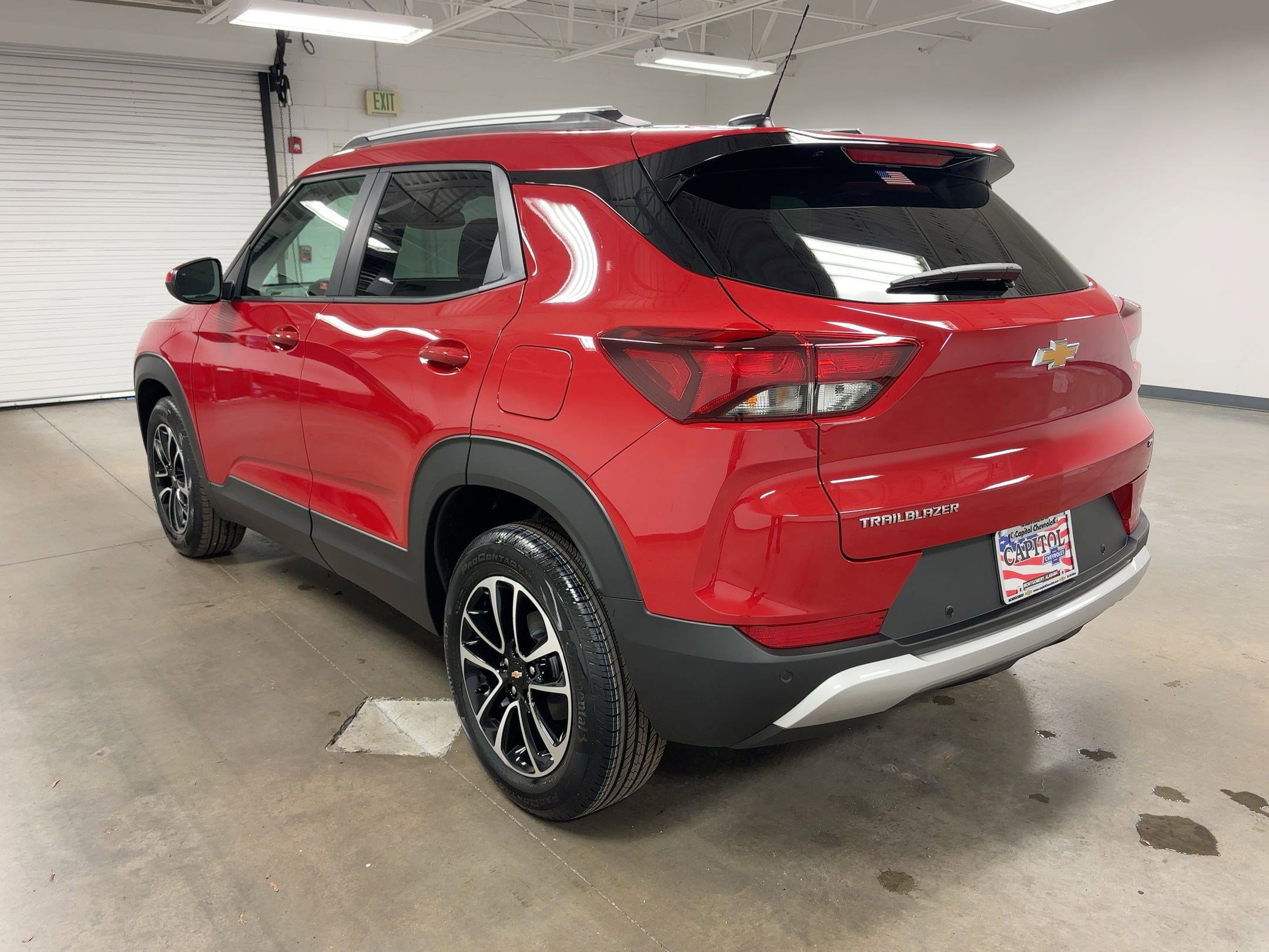 New 2026 Chevrolet TrailBlazer LT w/ Convenience Package image 3