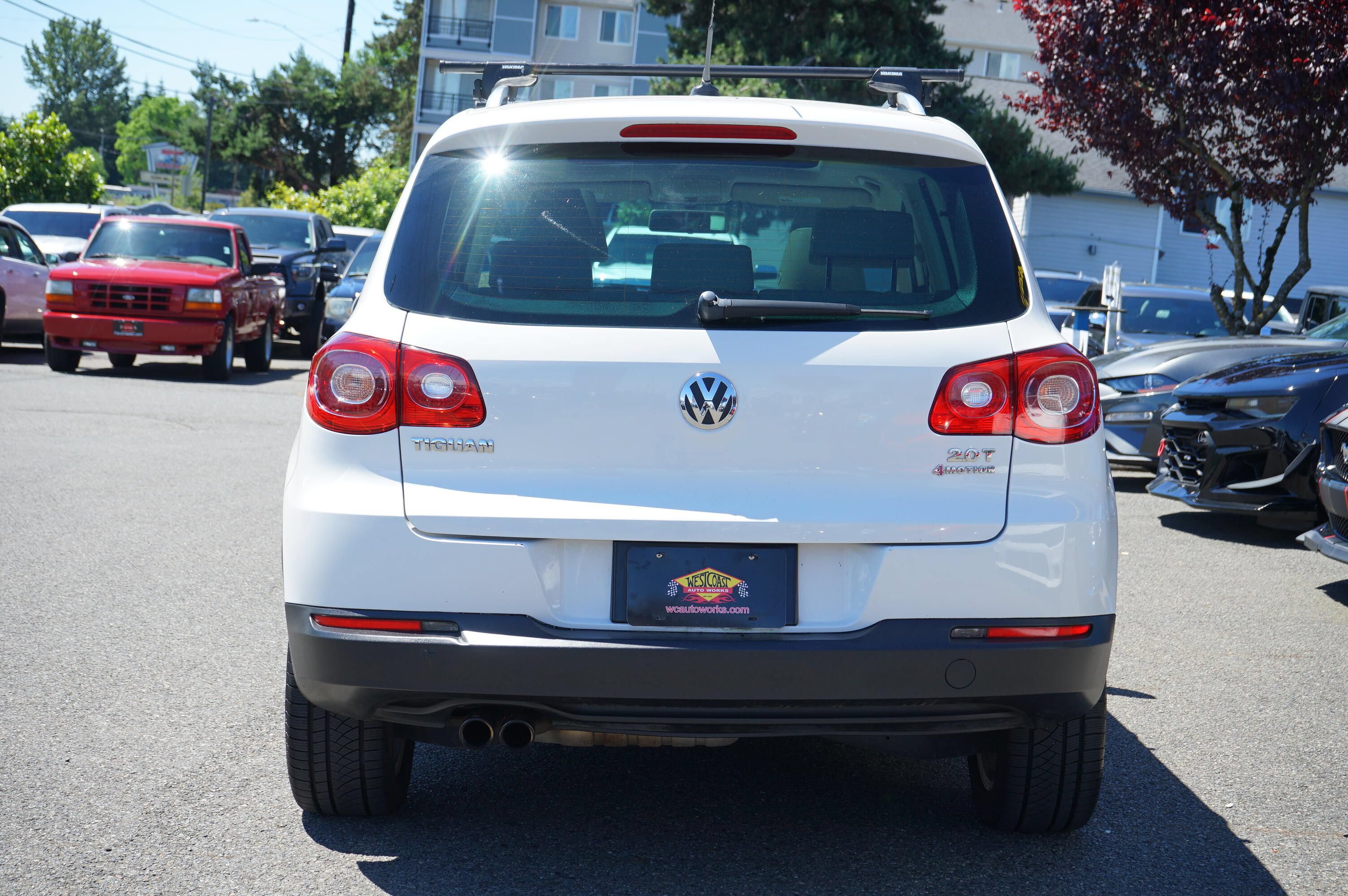 Used 2011 Volkswagen Tiguan S AWD/4WD image 4