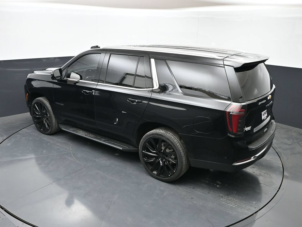 Used 2025 Chevrolet Tahoe LT AWD/4WD image 32