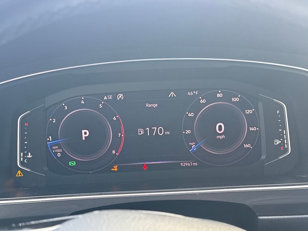 Used 2019 Volkswagen Tiguan SEL Premium w/ 3rd Row Seat Package image 15