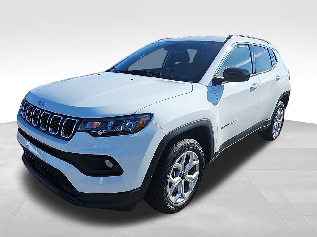New 2026 Jeep Compass Latitude image 12