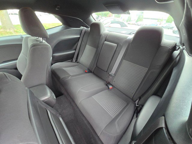 Used 2019 Dodge Challenger SXT w/ Driver Convenience Group image 19