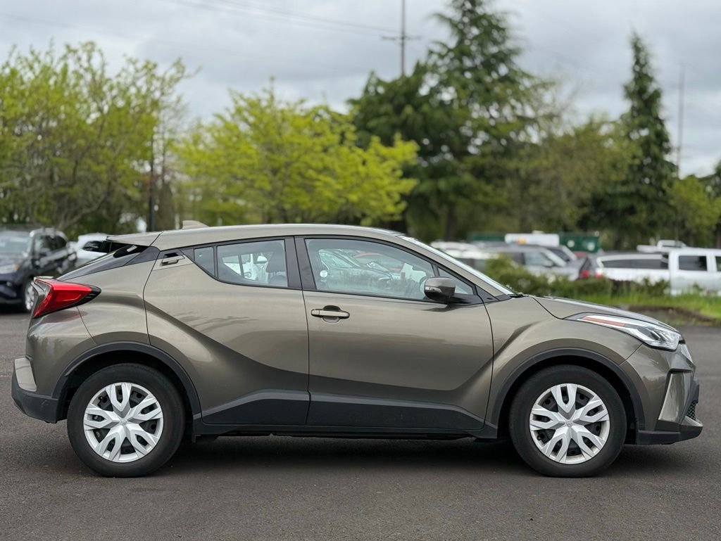 Used 2021 Toyota C-HR LE FWD image 6