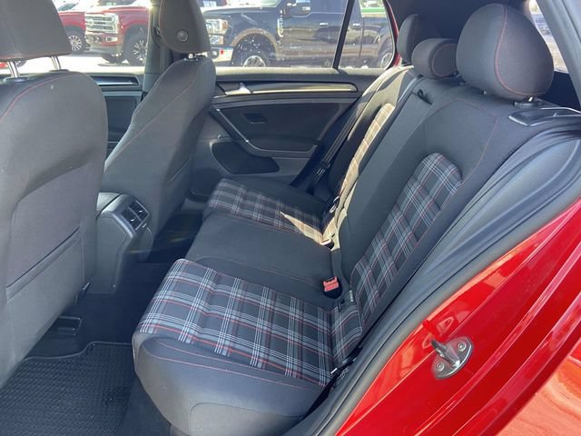 Used 2017 Volkswagen Golf 4-Door FWD image 12
