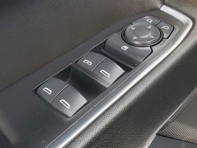 Used 2025 Chevrolet Silverado 1500 LT image 12