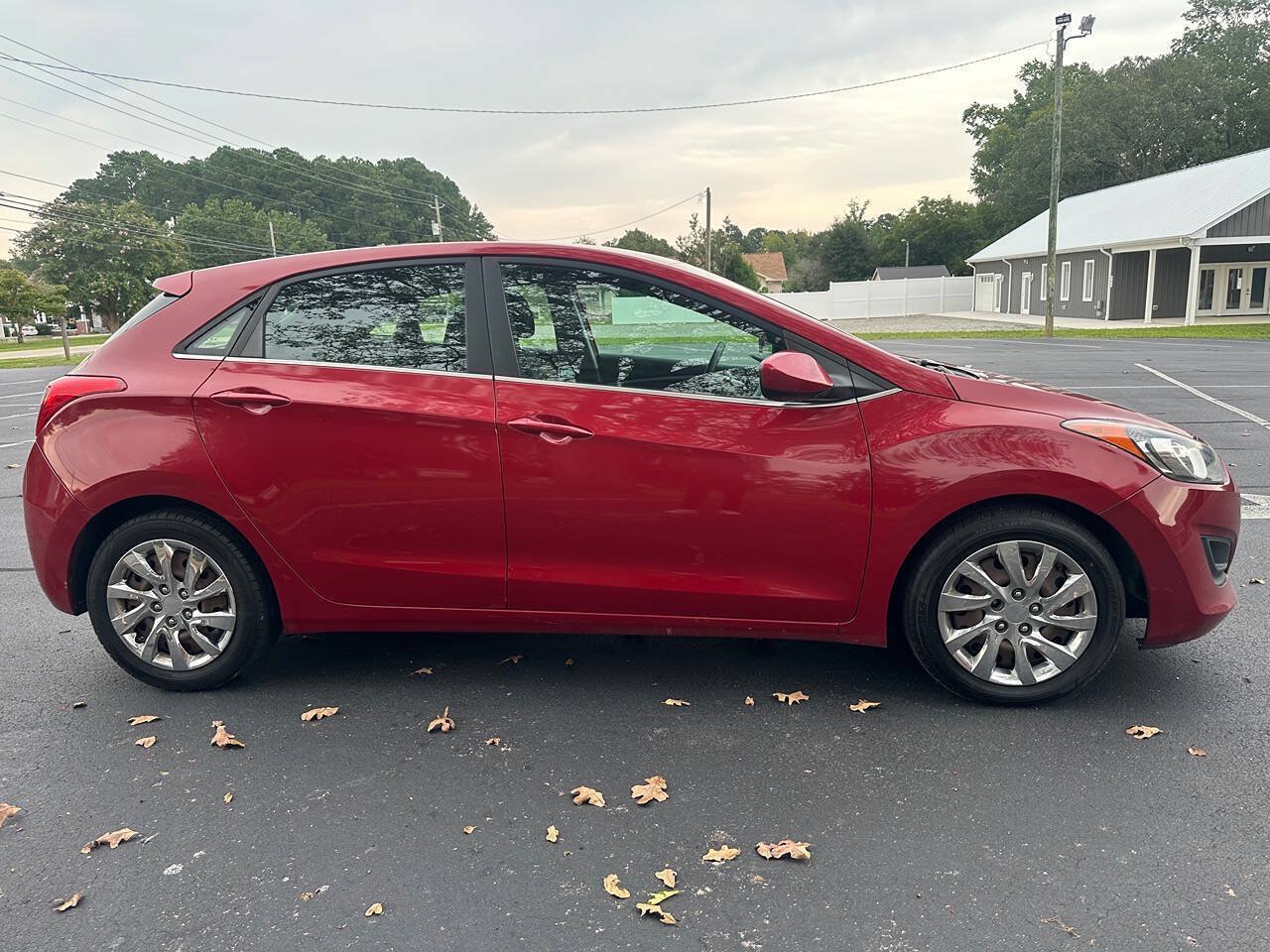 Used 2016 Hyundai Elantra GT FWD image 5